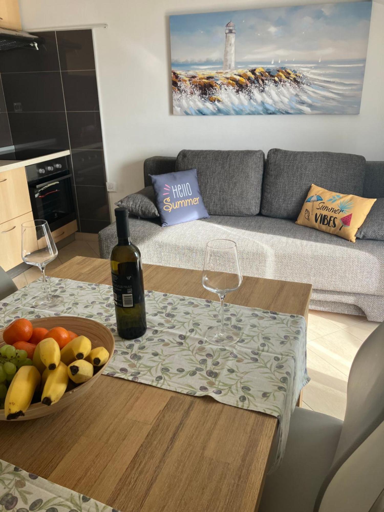 Apartman Voch Zambratija  Buitenkant foto