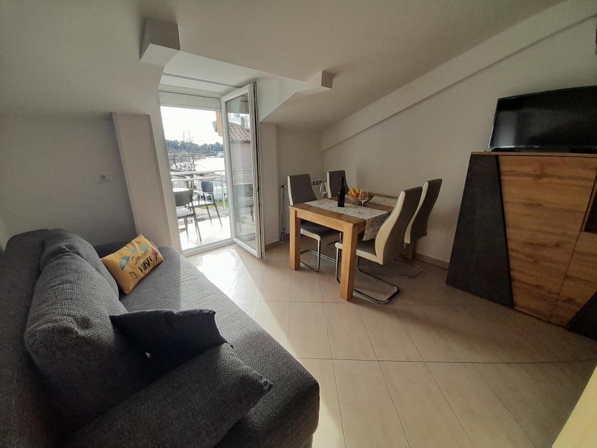 Apartman Voch Zambratija  Buitenkant foto