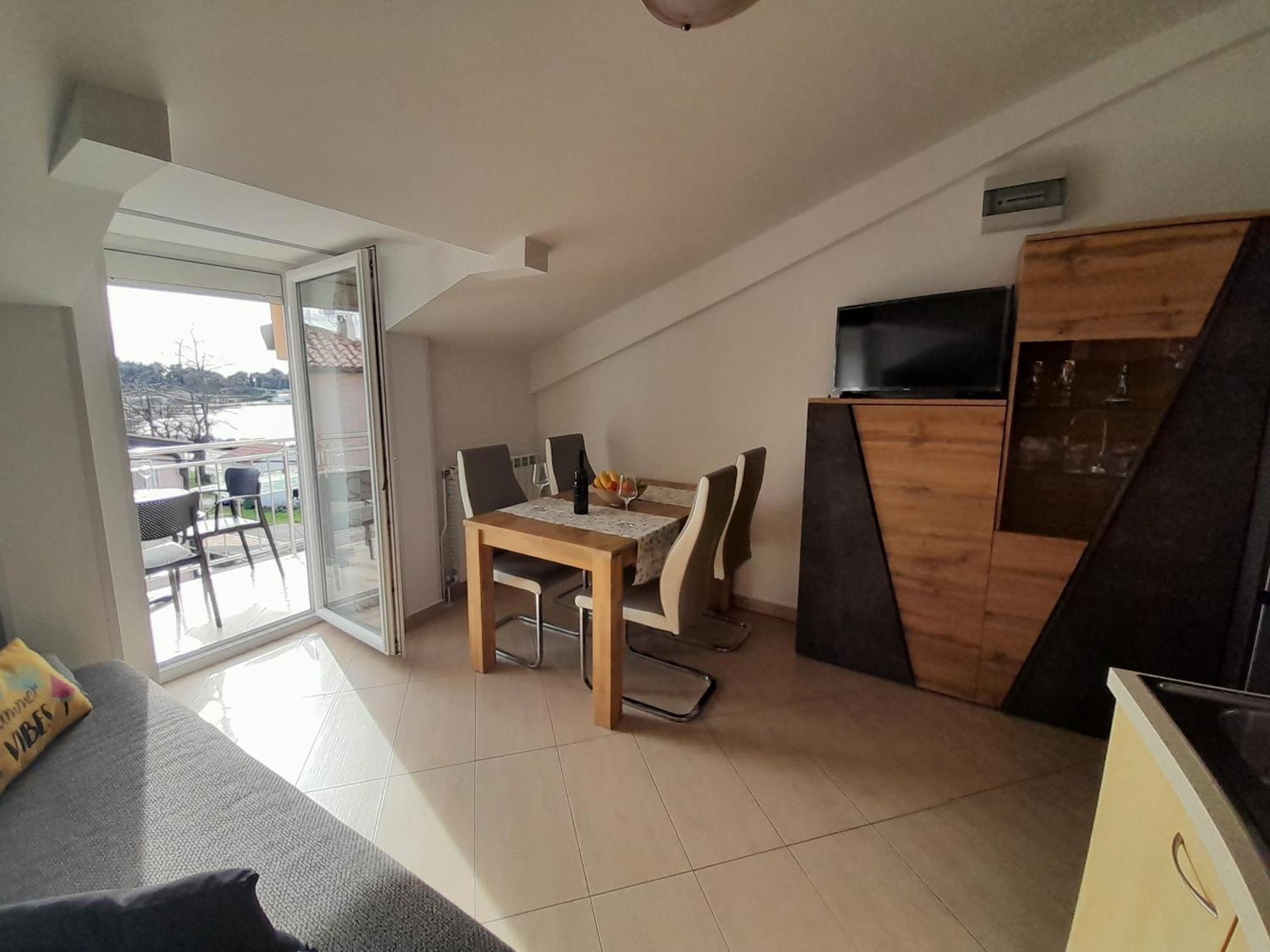 Apartman Voch Zambratija  Buitenkant foto