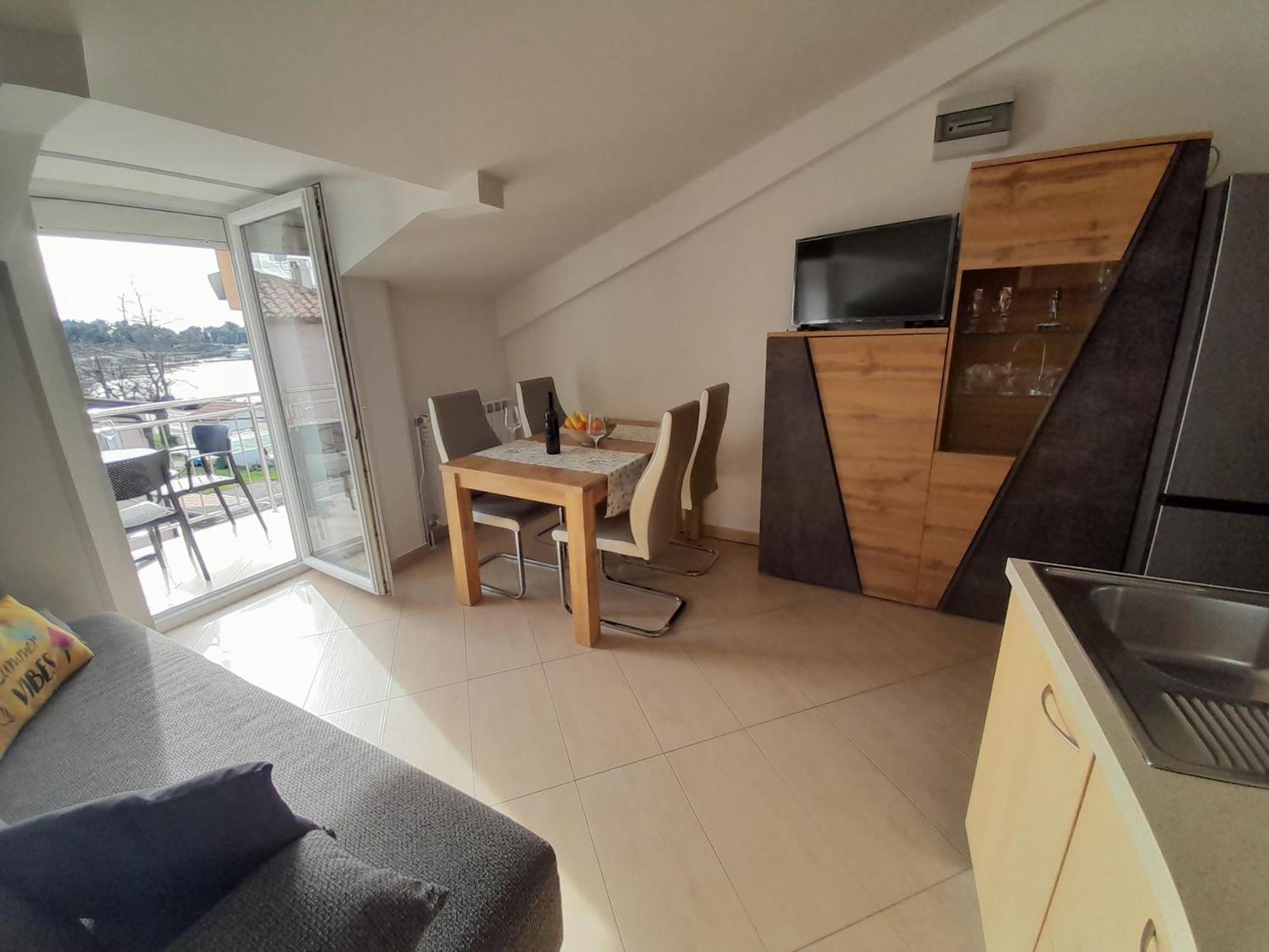 Apartman Voch Zambratija  Buitenkant foto