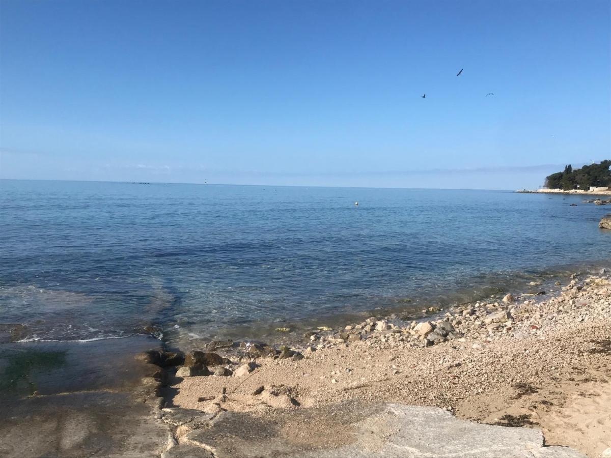Apartman Voch Zambratija  Buitenkant foto